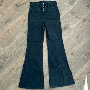 Cute American Eagle flared black jeans